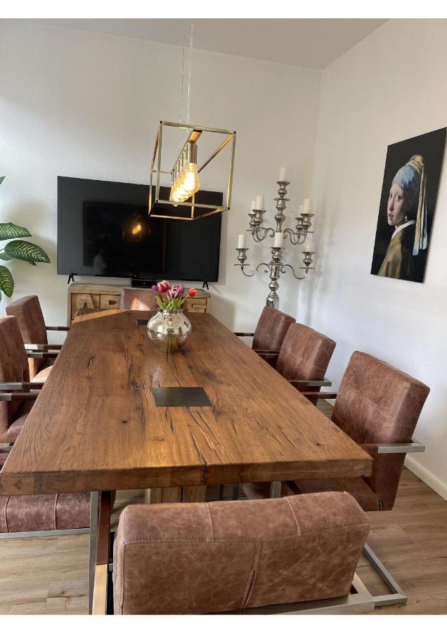 Attraktive Wohnung Mit Balkon Zum Gruenen Hinterhof شفيرين المظهر الخارجي الصورة